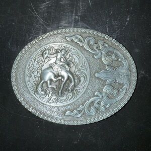 Western Oval Silver Tone Horse Rider Buckle